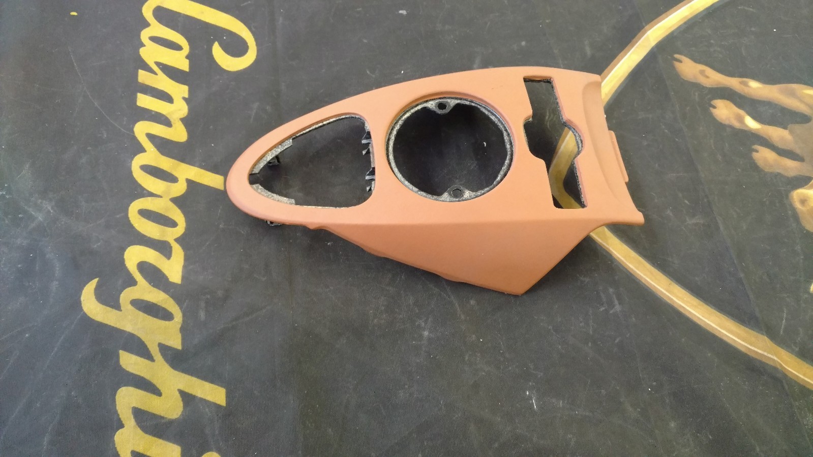 LAMBORGHINI GALLARDO LP560 LP550 SPYDER INTERIOR CENTER CONSOLE PANEL OEM 