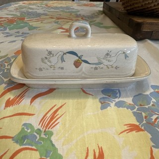 Vintage Covered Butter Dish Country Goose Butter Dish