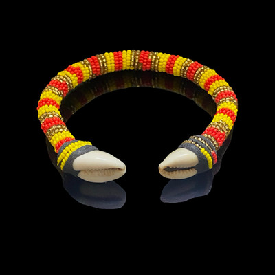 Oshún Ibu Añá Ilde Bracelet   Beaded with Cowrie Shells