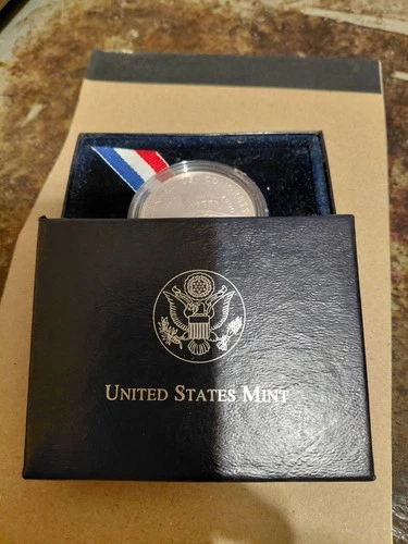 Uncirculated U.S. Silver Dollar 1 oz. Only  500,000 made. Year 2000.