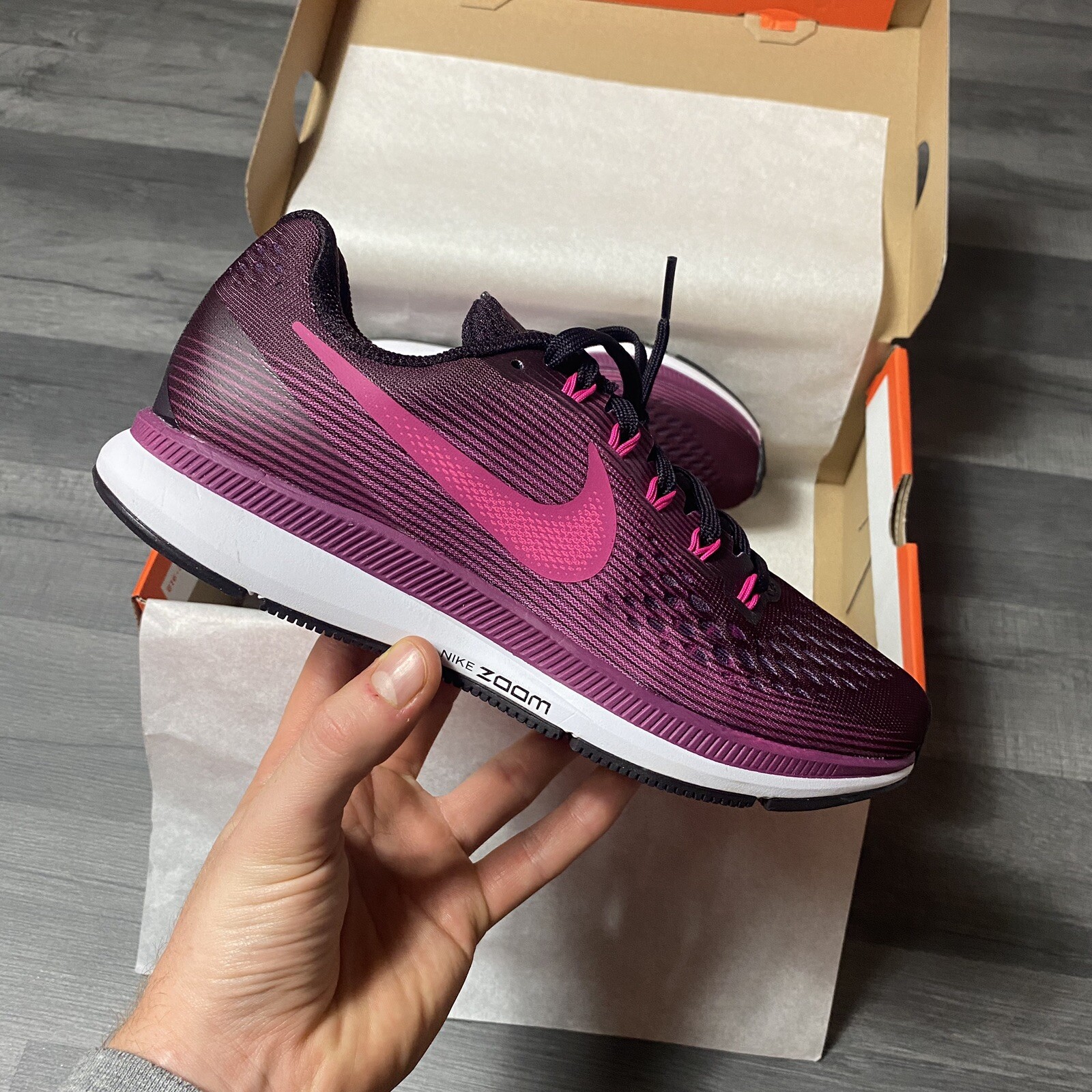 nike pink running trainers