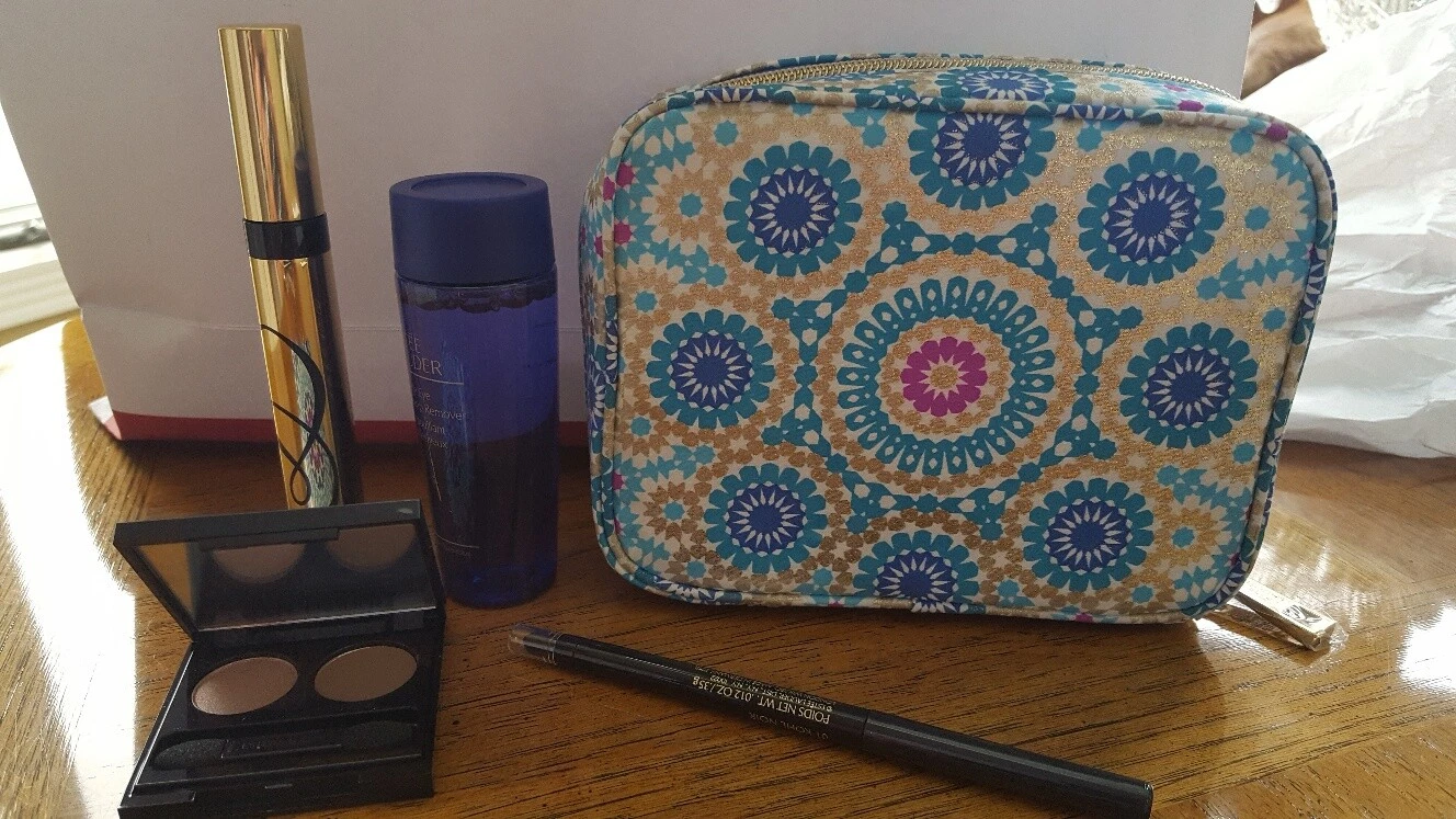 Estee Lauder 4 Piece eye cosmetics plus cosmetic bag pouch Travel Set