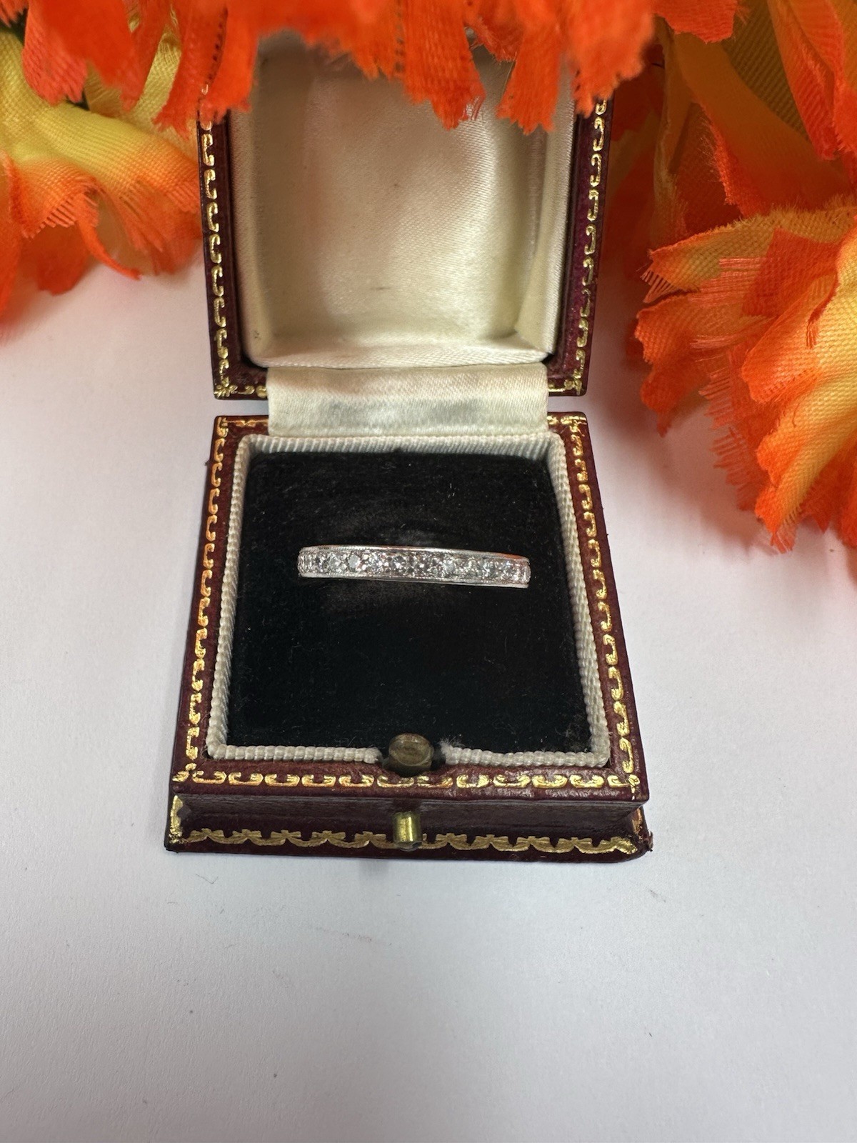 Pretty Diamond 0.66ct Platinum Eternity Band.