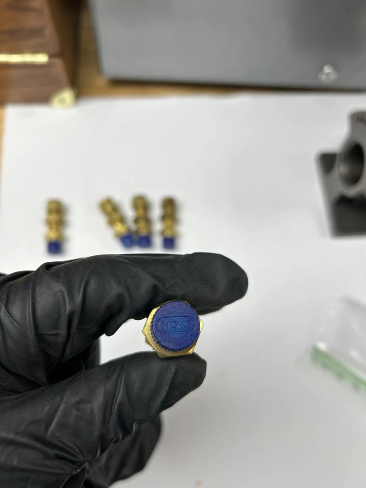 (Lot of 5) Hoke Gyrolok 3/8”Tube OD x 1/4”mnpt Brass Bulkhead Male Fitting - Image 4 of 4