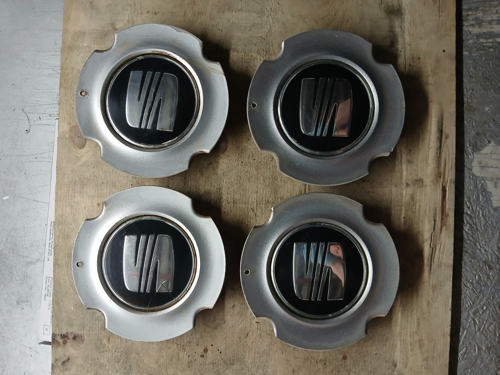 Set of 4 Genuine SEAT Ibiza Leon Altea Arosa Alloy wheel centre caps