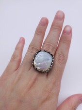 925 Sterling Silver Mother of Pearl Size 6