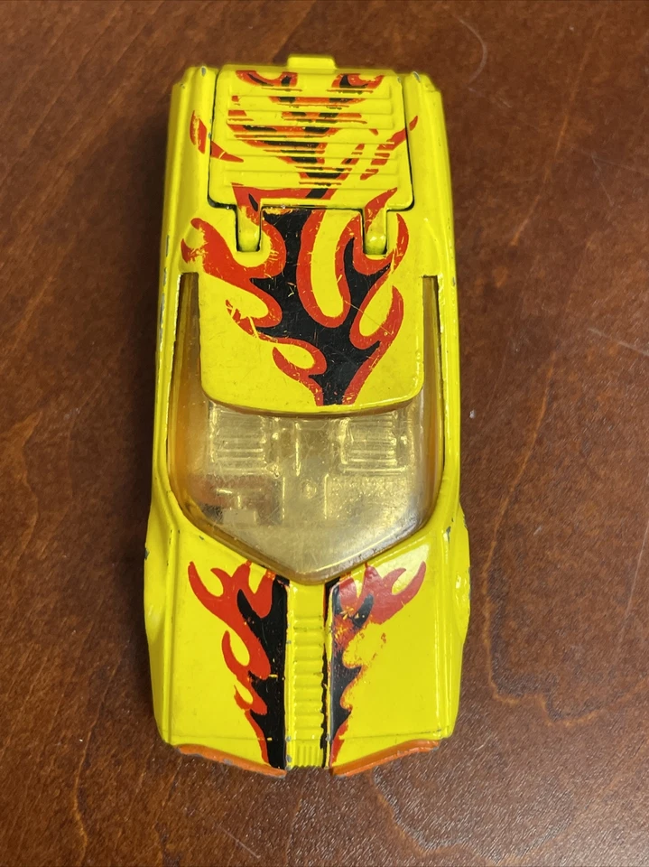 1973 Lesney MATCHBOX SuperFast No.33 Datsun 126X Yellow & Orange w/ Flames - Image 3 of 4
