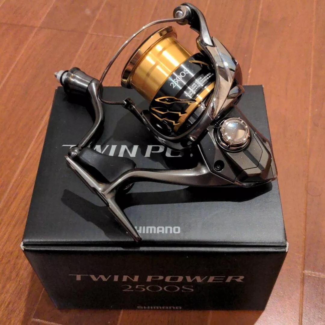 Shimano 20 TWIN POWER 2500S 5.3 Spinning Reel New in Box