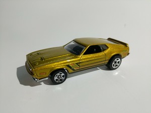 hot wheels 1971 ford mustang mach 1