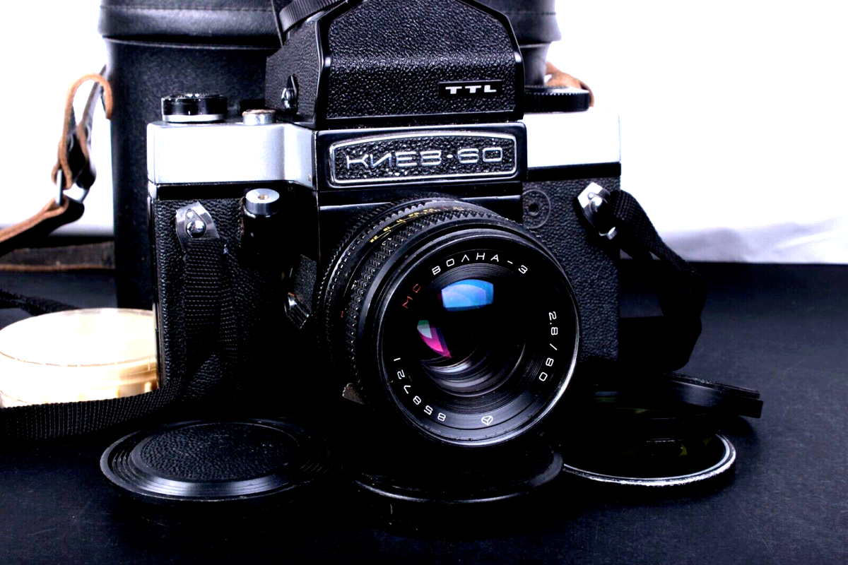KIEV-60 TTL Soviet camera MEDIUM Format 6x6 lens VOLNA-3 MC serviced