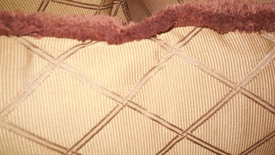 ❇️ New Gold Diamond RIBBED SILK Cushion Covers FRINGE / ROPE XL Square or Oblong - image 3 of 4