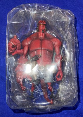 vintage 2007 Gentle Giant Hellboy Figure 7'' DELUXE NO HORNS still in blister pak