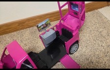 Barbie Stretch suv  2010 Rare