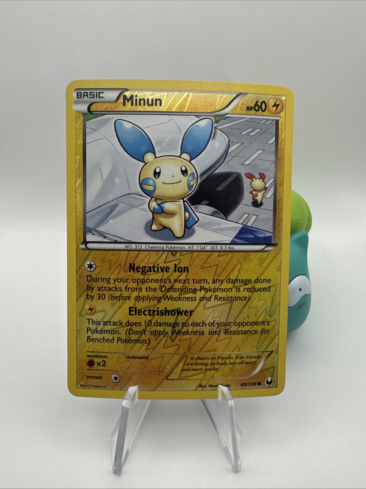 Minun 40/108 Dark Explorers Reverse Holo