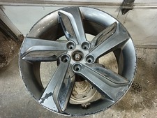 18x7.5 Alloy Wheel Rim Silver And Chrome From 2013 Veloster 11448705