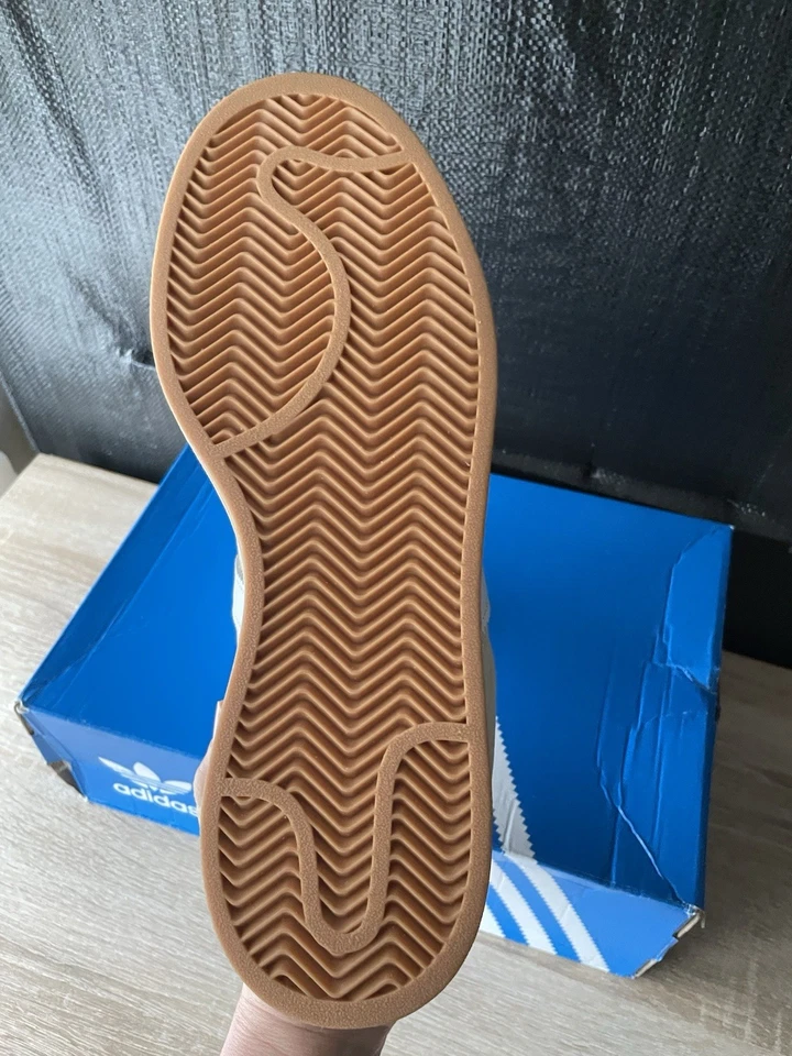 Adidas Campus OOS Trainers Size 9 BNIB - Image 4 of 4