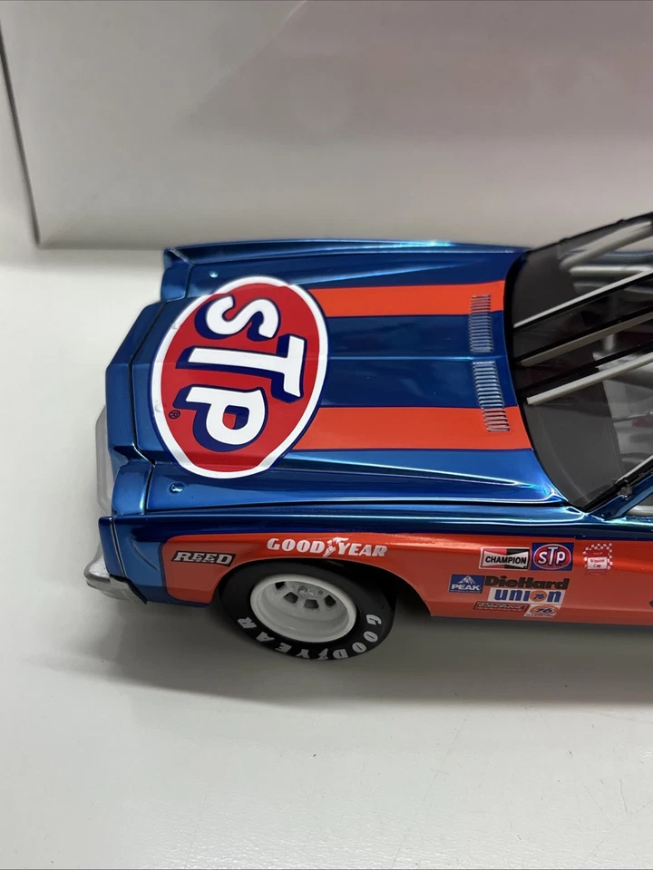 1980 Richard Petty #43 STP Chevy 400 Win 1:24 NASCAR Action MIB - Image 4 of 4