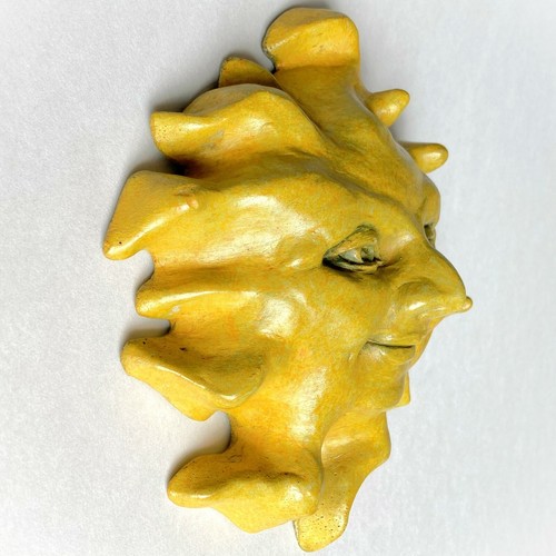 Cute Amber Sun Sculpture, Wall Art for All Seasons, Original Home Decor - Picture 11 of 11