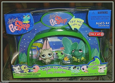 Littlest Pet Shop Light Up Dome COZY CAMPFIRE #562 Frog #563 Cat