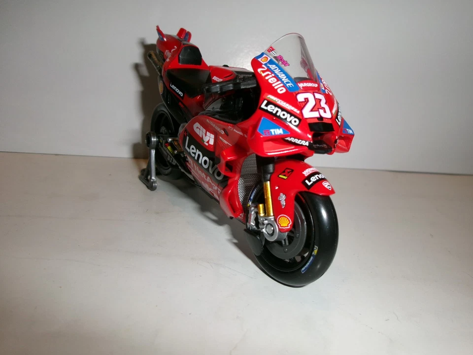 ENEA BASTIANINI #23 MotoGP 2024 Ducati Desmosedici LENOVO - 1:18 Maisto - Bild 2 von 4