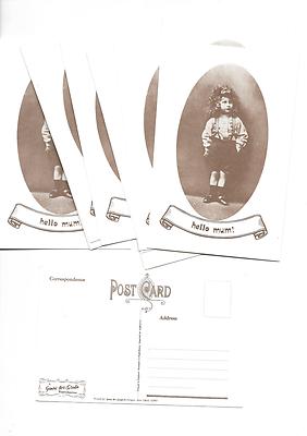 10 Postkarten eines Kindes mit dem Logo ''Hello Mama''. Made by Gemini, Birchington