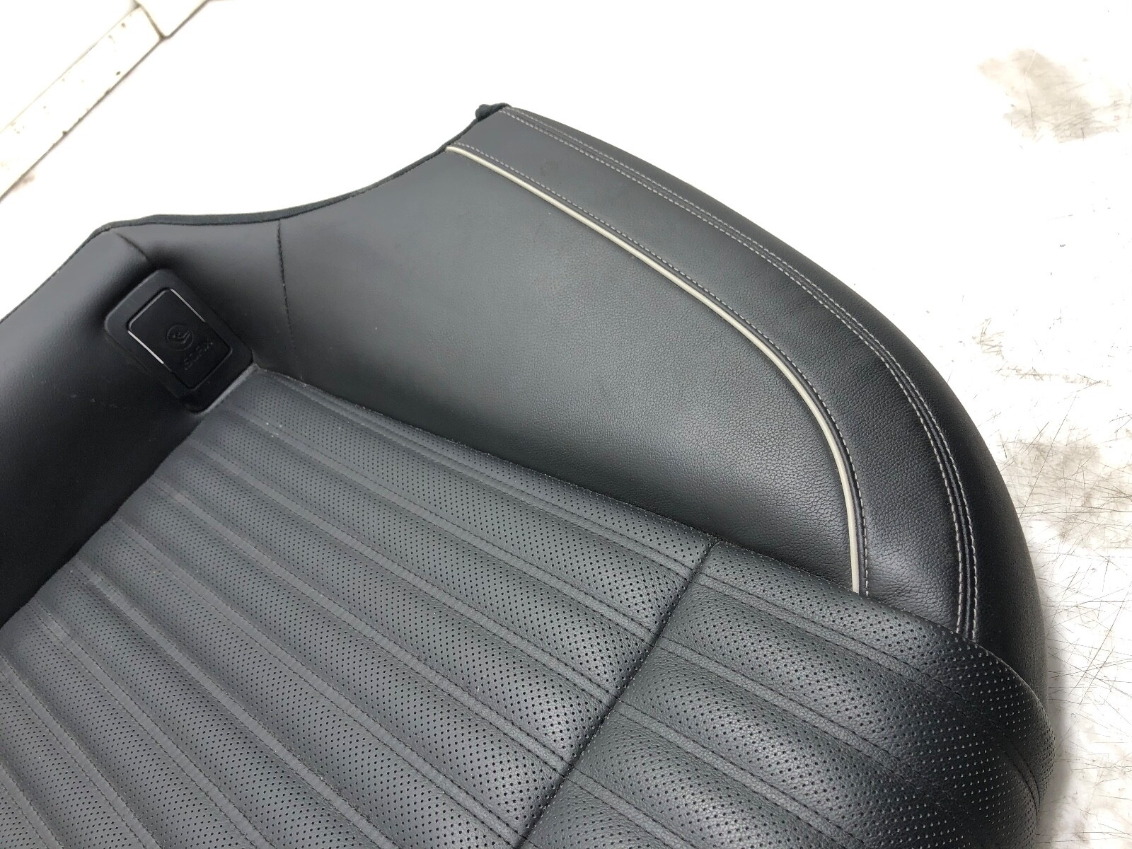 2019-2021 GENESIS G70 ELITE REAR LOWER BENCH SEAT LEATHER CUSHION OEM.