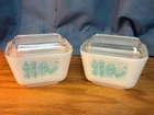 Pair of Vintage Pyrex 0501 Amish Butterprint Refrigerator Dishes w/Lids  1.5 Cup