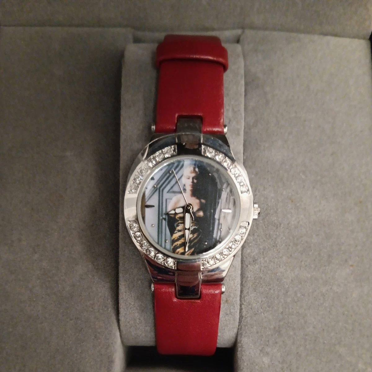 Lot of 15 Vintage Watches working Super Bowl/Talking/Elvis/Disney/Marilyn Monroe Marilyn Monroe Watch for sale | eBay UK main image 4