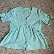 Button Down V Neck Peplum Blouse Womens Medium Cuffed Short Sleeve Green Preppy