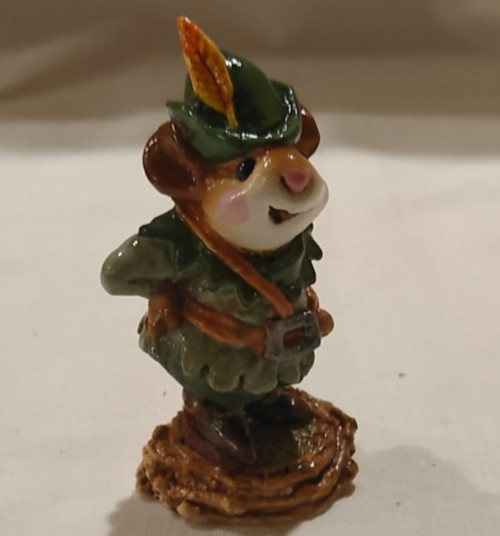 Wee Forest Folk® "Robin Hood" Figurine (RH-1), Annette Petersen, ©1990 (Retired)