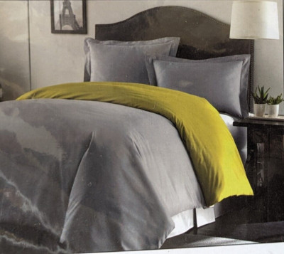 Cambridge Classics Gray and Gold Embossed All Season Full/Queen Coverlet