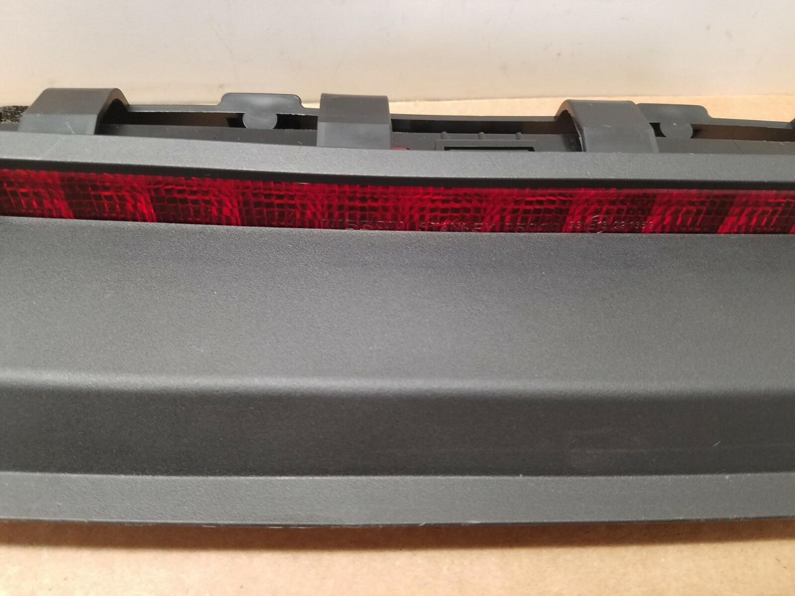 20072013 Infiniti G35 G37 third brake light rear stop lamp with cover