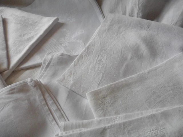 11 ANCIENNES SERVIETTES DAMASSE DIFFERENTES LOT - Photo 4/4