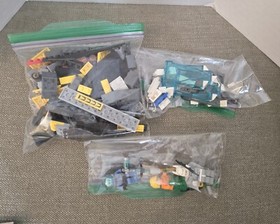 LEGO 76000: DC Arctic Batman vs Mr. Freeze: Aquaman on Ice 