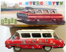 VINTAGE TIN TOY RED CHINA KINDERGARTEN BUS FRICTION MF 975 1970s boxed