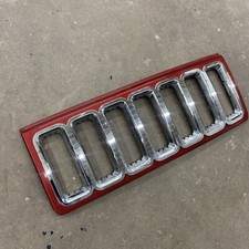 06 07 08 09 10 Jeep Commander Upper Front Grill Chrome Maroon Red Oem 0490