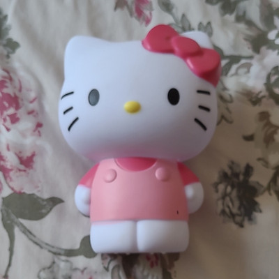 Sanrio Hello Kitty LED Nachtlicht, batteriebetrieben, Rosa/Weiß, 2023