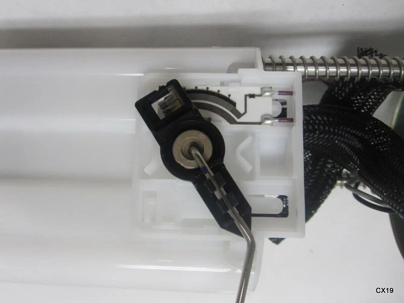 Conjunto de módulo de bomba de combustible 19152155, E3574M para GMC Savana 3500 2003 Foto 4 de 4