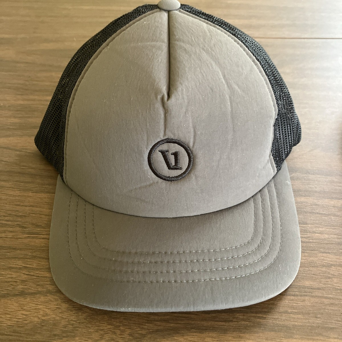 NWT Vuori Inspired Foam Trucker Hat The Rise The Shine Trucker Hat – Black Trucker Hat – Vuori main image 3