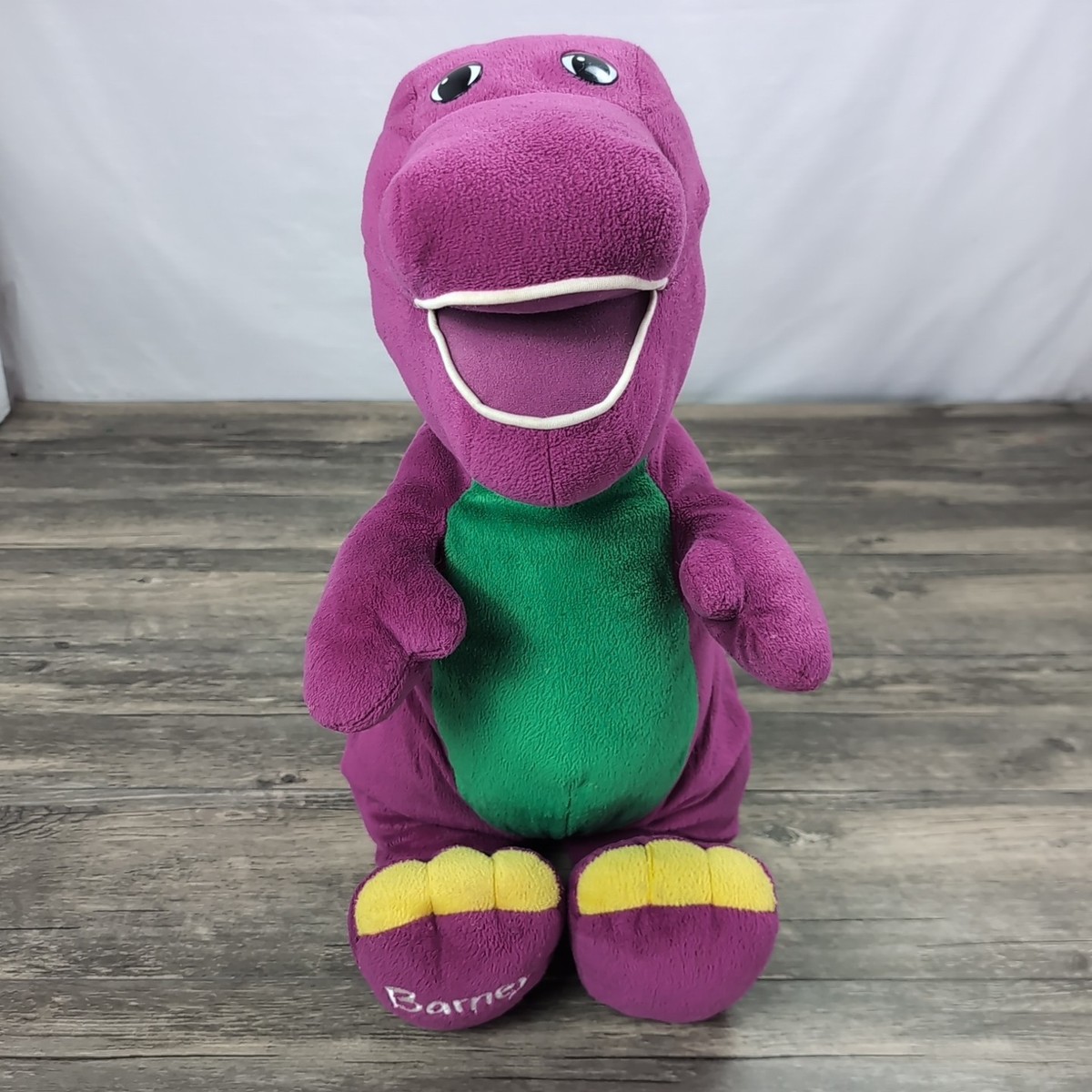 Barney 18