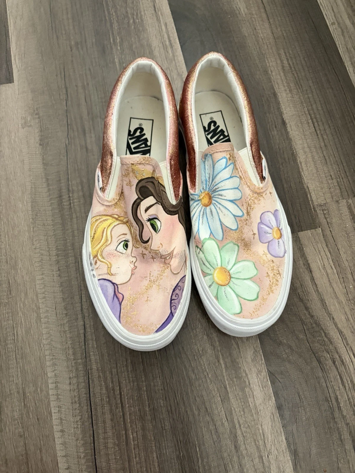 Disney Rapunzel Women’s VANS Shoes Size 8.5 Women’s. Men’s Size 7
Opens in a new window or tab