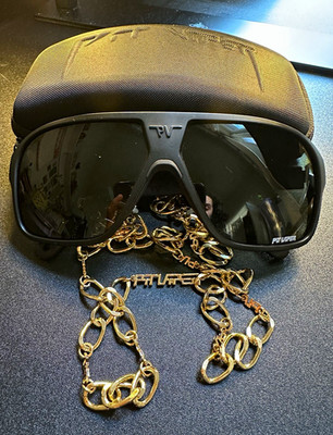 Pit Viper Shield Sunglasses Polarized  Mirrored Black Lens Black Frame w/ Chain
