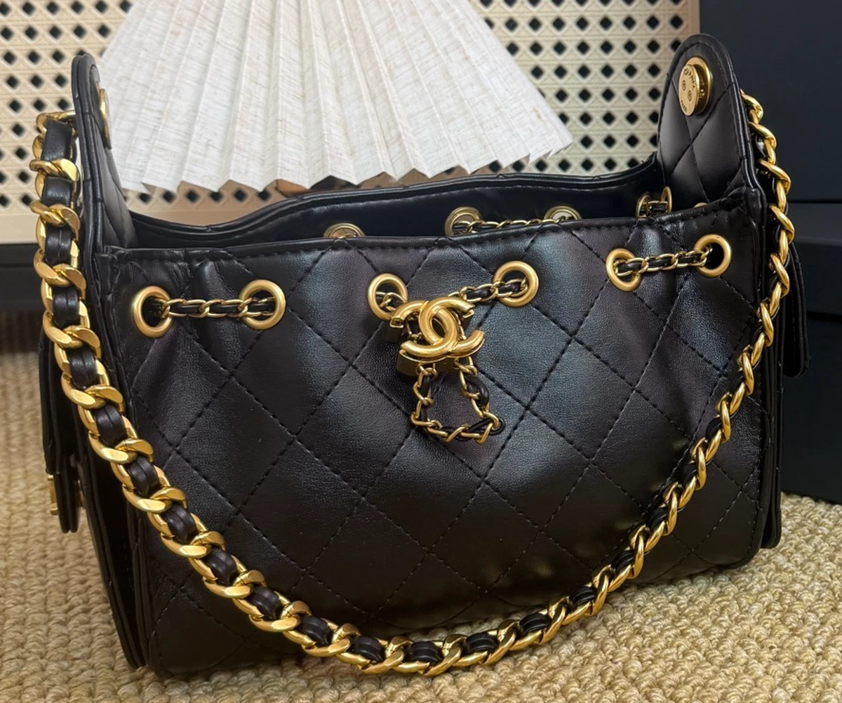 CHANEL Black Makeup Makeup Bags for sale | eBay