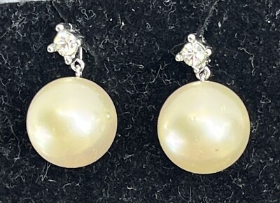 Vtg Ciner Earrings Clip-on Simulated Pearl, Rhinestones, Dangle,  Silver-toned