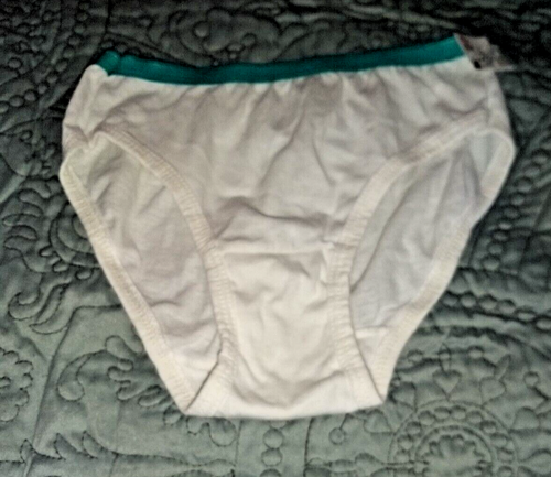 Classic Cotton Brief,5 Pack (Little Girls ) Size 6 - Picture 3 of 8