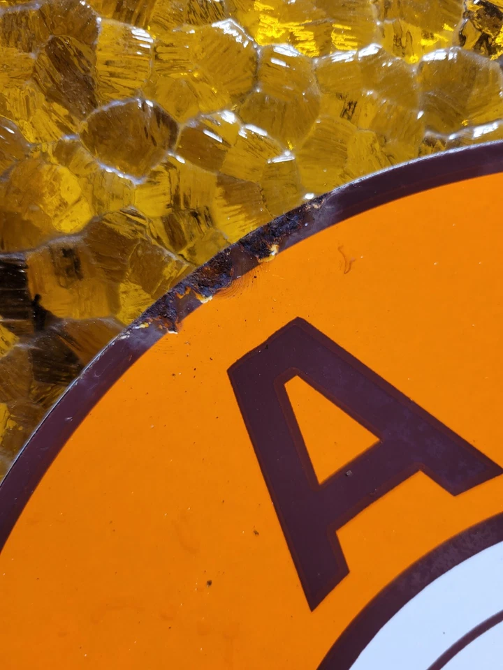 ВИНТАЖНЫЙ ФАРФОРОВЫЙ ЗНАК A&W ROOTBEER ЛЕД ХОЛОДНАЯ ГАЗИРОВКА БЕЗАЛКОГОЛЬНЫЙ НАПИТОК ПОДАЕТСЯ ЗДЕСЬ ЗАКУСОЧНАЯ - Изображение 3 из 4