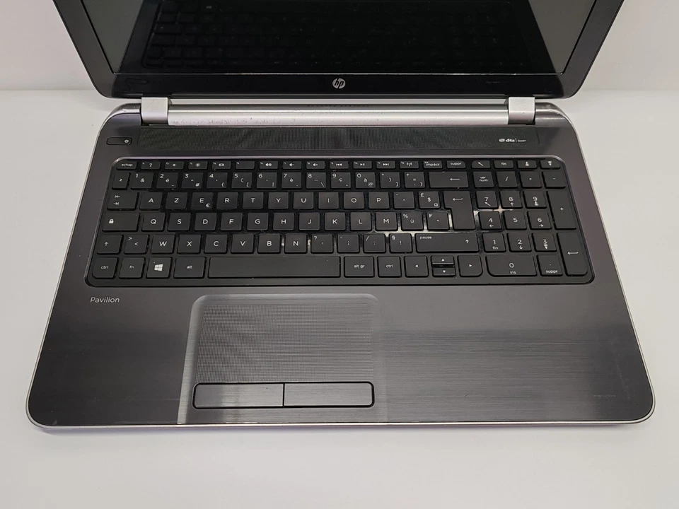 NOTEBOOK HP PAVILION 15 AMD A6-5200 8GB RAM 500GB HD WIFI WIN10 - Immagine 2 di 4