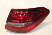 Mercedes-Benz C S205 Rear Right Outer Paillight A2059064105 NEW RED