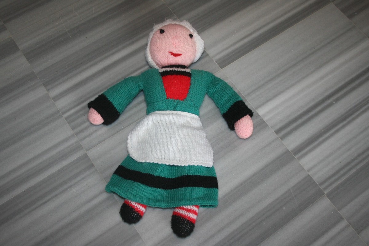 Ancienne poupée Bécassine en Tissu 35 cm