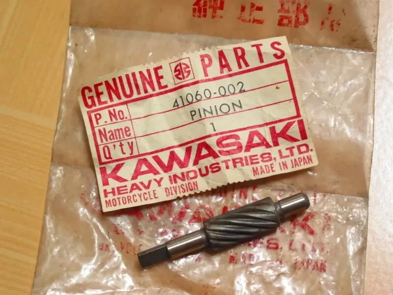 Compteur de vitesse Kawasaki D1 J1T J1TL J1TR KM90 KM100 MC1 Pignon NOS P/N 4... - Photo 1/1